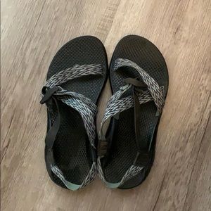 Women’s chacos size 8